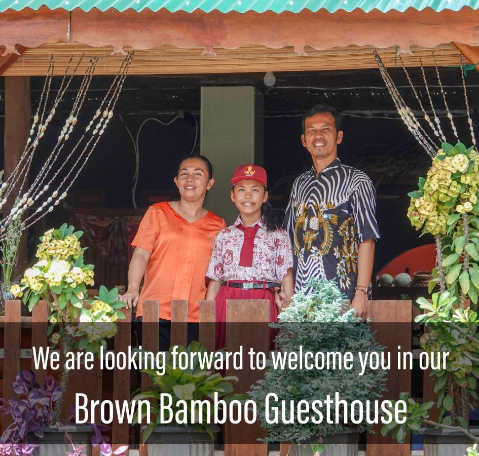 Brown Bamboo Guest House & Trekking Bukit Lawang Eksteriør billede